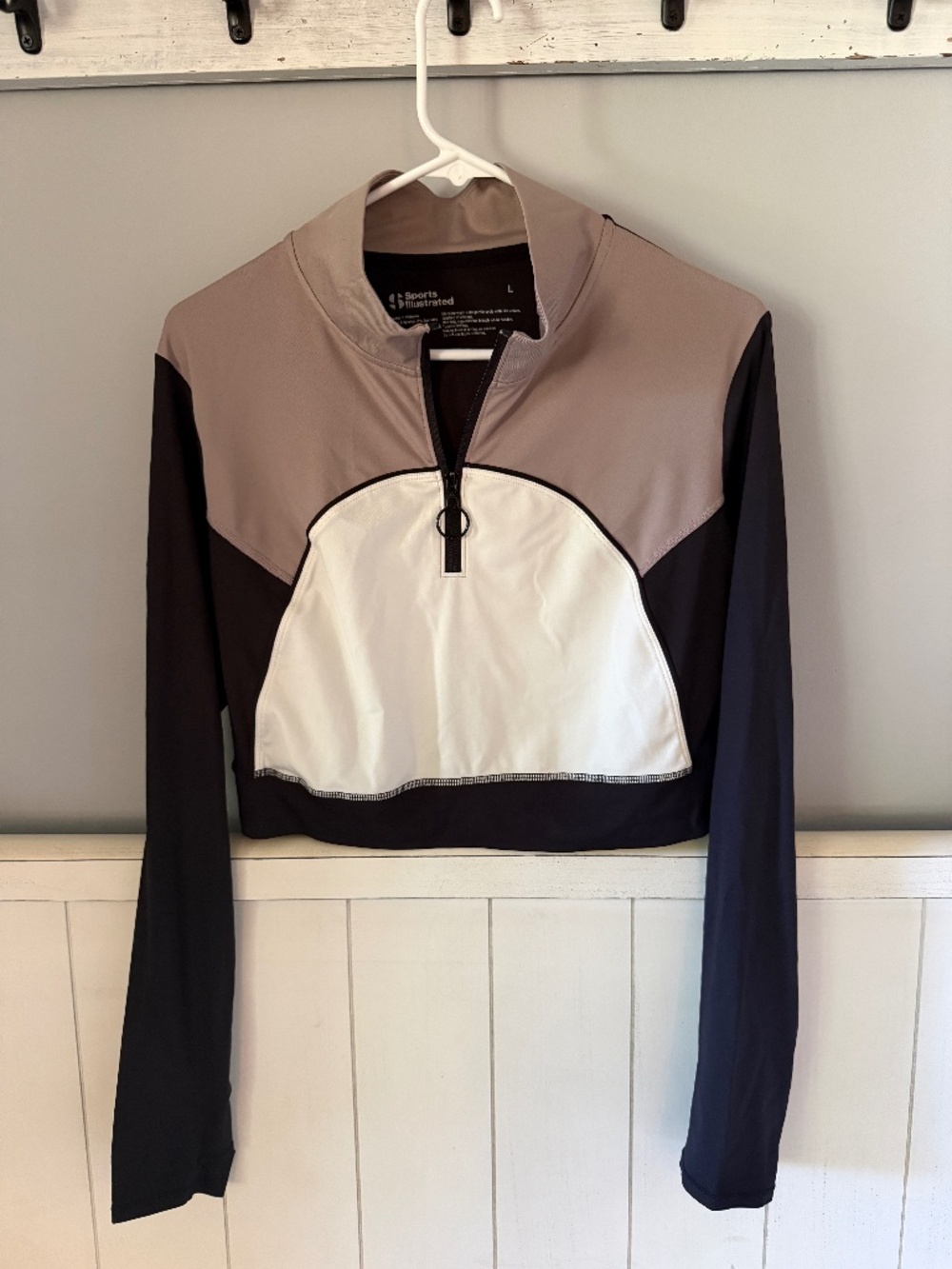 Sports Illustrated Cropped Quarter Zip Pullover